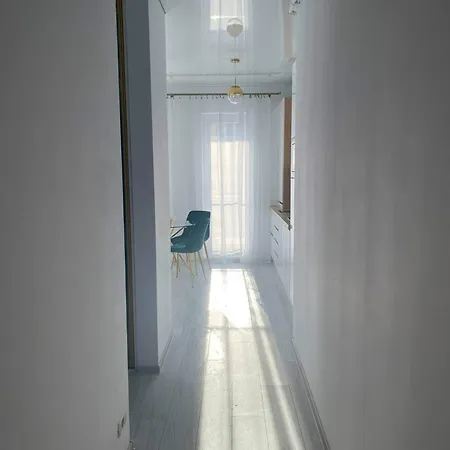 Luxury דירה Năvodari