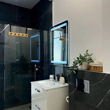Luxury * Năvodari